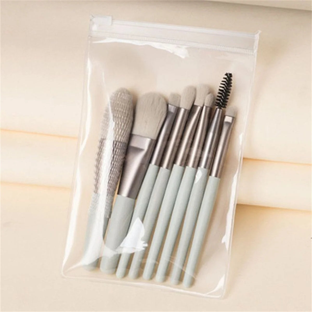 8Pcs Soft Fluffy Makeup Brushes Set for cosmetics Foundation Blush Powder Eyeshadow Kabuki Blending Makeup brush